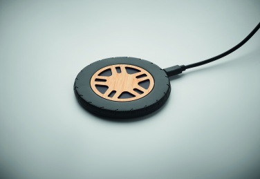 Logo trade reklaamkingitused foto: Juhtmeta laadija 15W